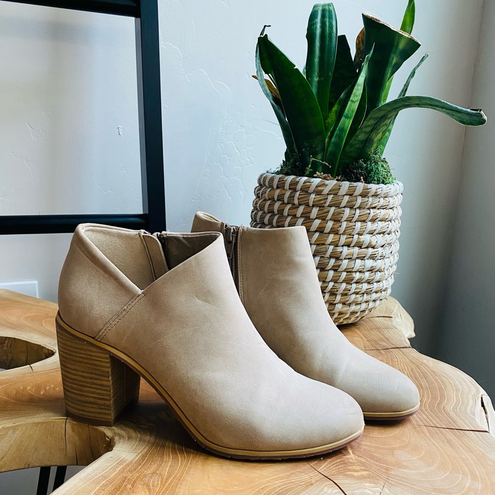 Born in California (BC) bootie heels, 7.5